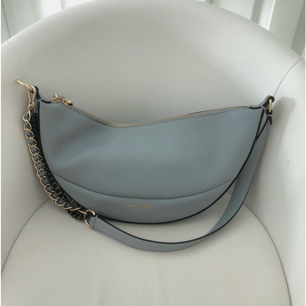 ๐๐ป๐ Marc Jacobs moon shape leather bag - Picture 2 of 9